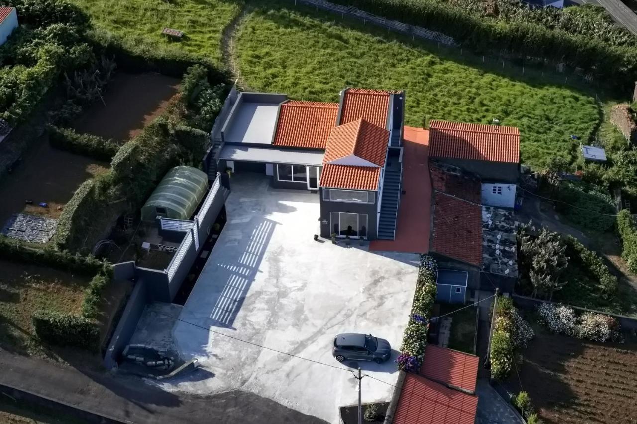 Paradise Apartments III سانتا كروز داس فلوريس المظهر الخارجي الصورة