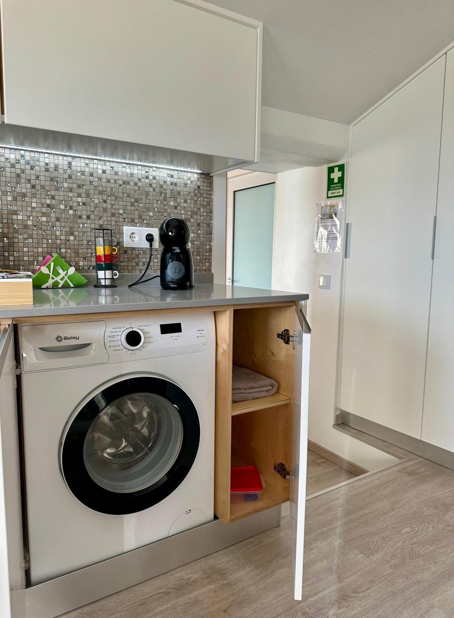 Paradise Apartments III سانتا كروز داس فلوريس المظهر الخارجي الصورة